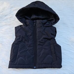Old Navy Water-Resistant Quilted Cropped Hooded Vest for Girls Size XS (5)